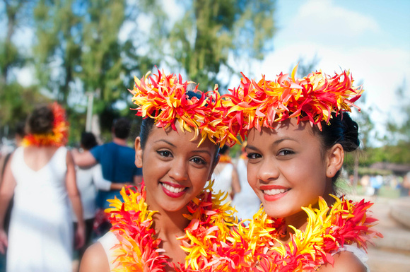 Hula Sisters flat-7534 copy